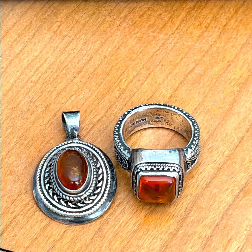 Lori Bonn vintage sterling 925 silver & amber ring size 6.5 with pendant